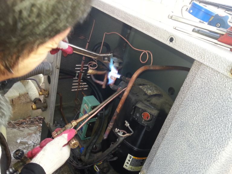 저온창고 5RT 교체작업