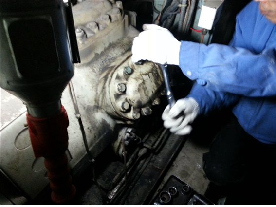 00골프장 왕복동 40RT압축기수리 (2014년12월23일)